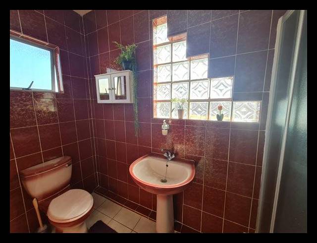 3 BEDROOM HOUSE FOR SALE IN WOODVIEW